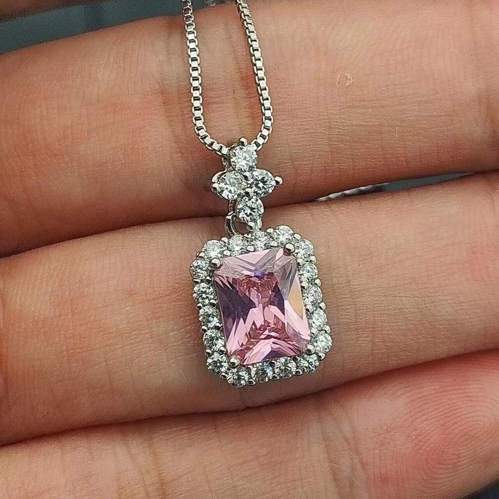 The Same Simulated Diamond Rectangular Pendant Necklace Women's Fashion Versatile Zircon Pendant First Product