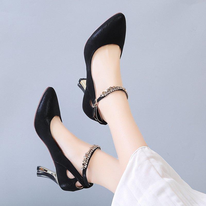 2024 Новые женские туфли-лодочки Женские туфли на платформе с круглым носком и высоким каблуком Модные свадебные туфли с бусинами Удобные черные офисные туфли