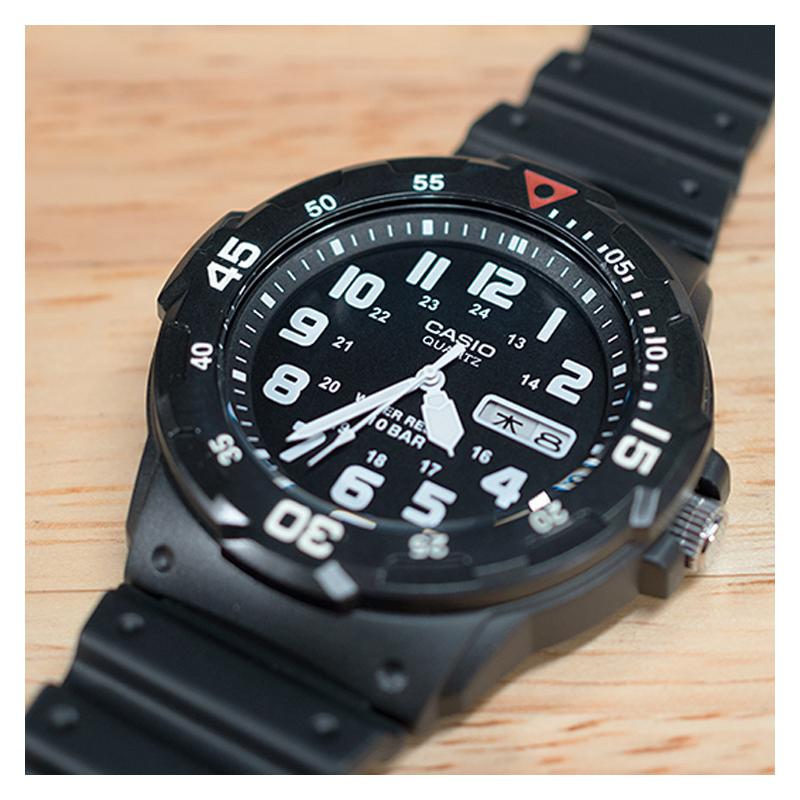 Casio Серия YOUTH-MRW диск три стрелки модный тренд повседневный простой студенческий мультяшный классический стрелочный дисплей дня и даты водонепроницаемый механизм MRW-200HJ-1BJH
