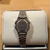 Подержанные цифровые часы Timex