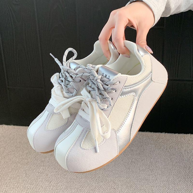 Ретро удобные мягкие туфли на подошве женские весенние новые с круглым носком на шнуровке сетчатые дышащие повседневные туфли