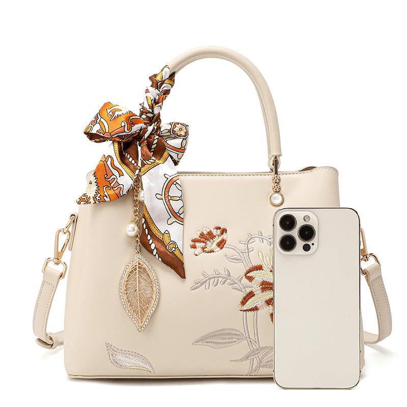 Женская сумка Art Design Light Luxury Mother Bag с вышивкой, вместительная сумка