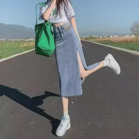 Женская летняя джинсовая юбка А-силуэта с разрезом, с высокой посадкой, 2023 - Приталенная, для миниатюрных, средней длины