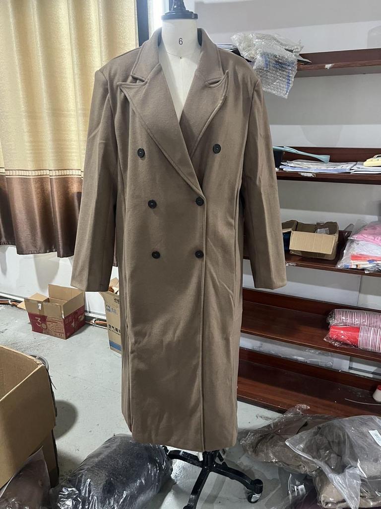 Женское шерстяное пальто - Коллекция Осень/Зима 2024, Стиль для города с пиджачным воротником