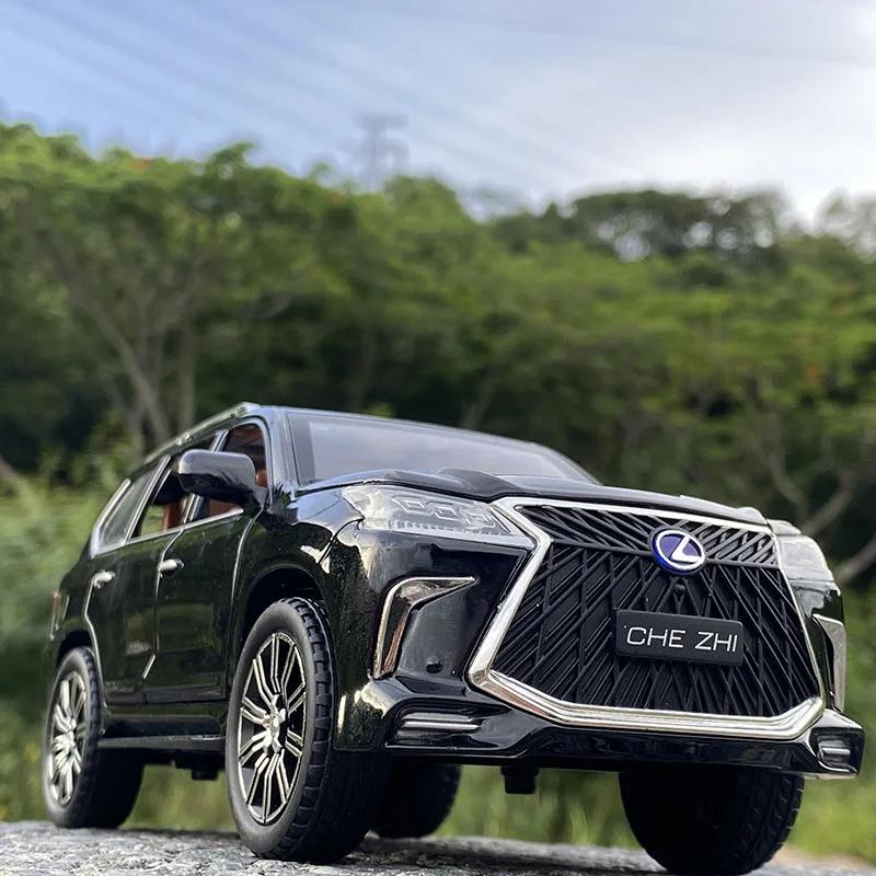 1/24 Lexus LX570 литой игрушечный автомобиль с инерционным механизмом, литой металлический игрушечный автомобиль со звуком и светом, 6 открытых дверей для детей, подарок, бесплатная доставка
