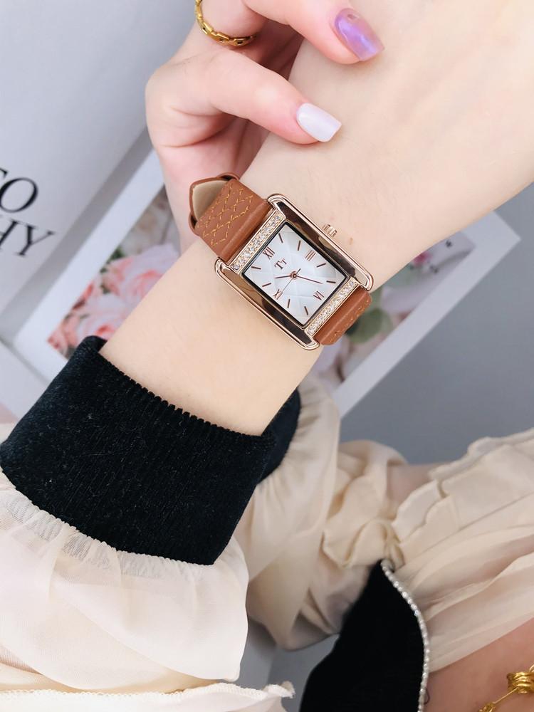 New Rectangular Women'S Watch, Minimalist Style, High-End And Luxurious, Vintage Leather, Fashionable Women'S Wristwatch.