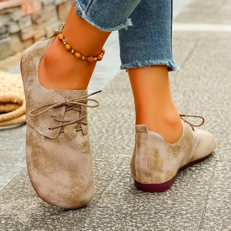 Модная женская обувь 2025 Осень Новая мода Повседневная мягкая обувь для ходьбы Тренд Ретро Женские плоские туфли на шнуровке Zapatillas De Deporte