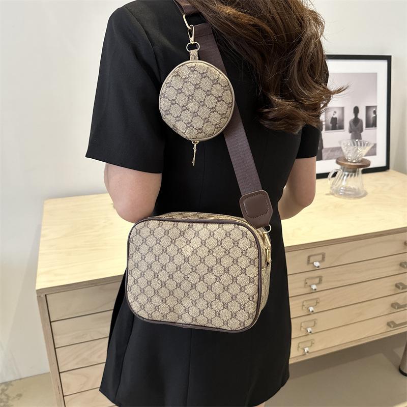 Новая летняя ретро модная простая и высокоценная нишевая дизайнерская пресбиопия одноплечная сумка кроссбоди сумка-мать и ребенок маленькая квадратная сумка