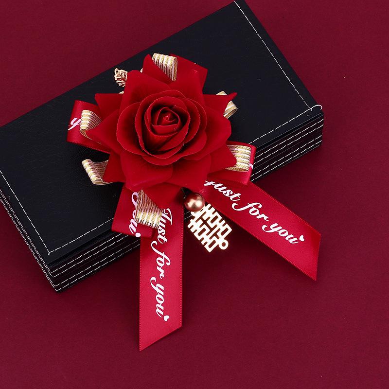 Полный свадебный набор бутоньерок: Жених, Лучший друг жениха, Невеста, Семья, Родители, Подружки невесты