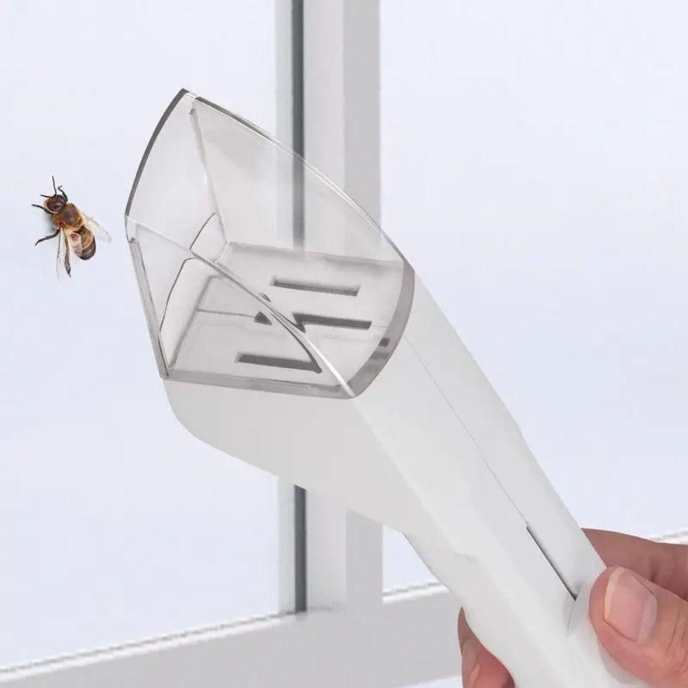 Magnifying Quick Release Worm Catcher Fly Grabber Bug Pest Control Insect Catcher for Kids