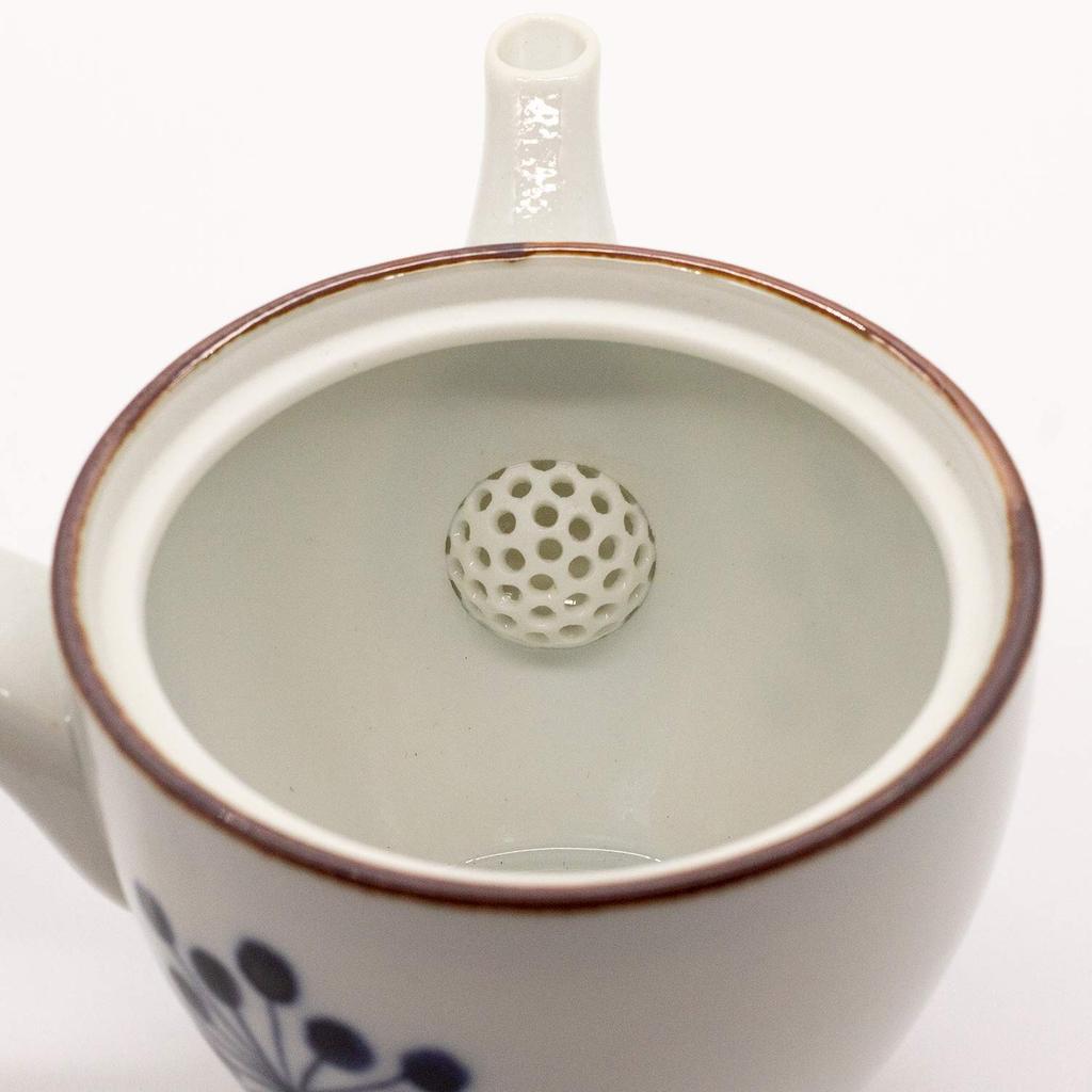 Чайник Arita ware 250 мл с цветочным узором в горошек, сделано в Японии 478502 (керамический фильтр)