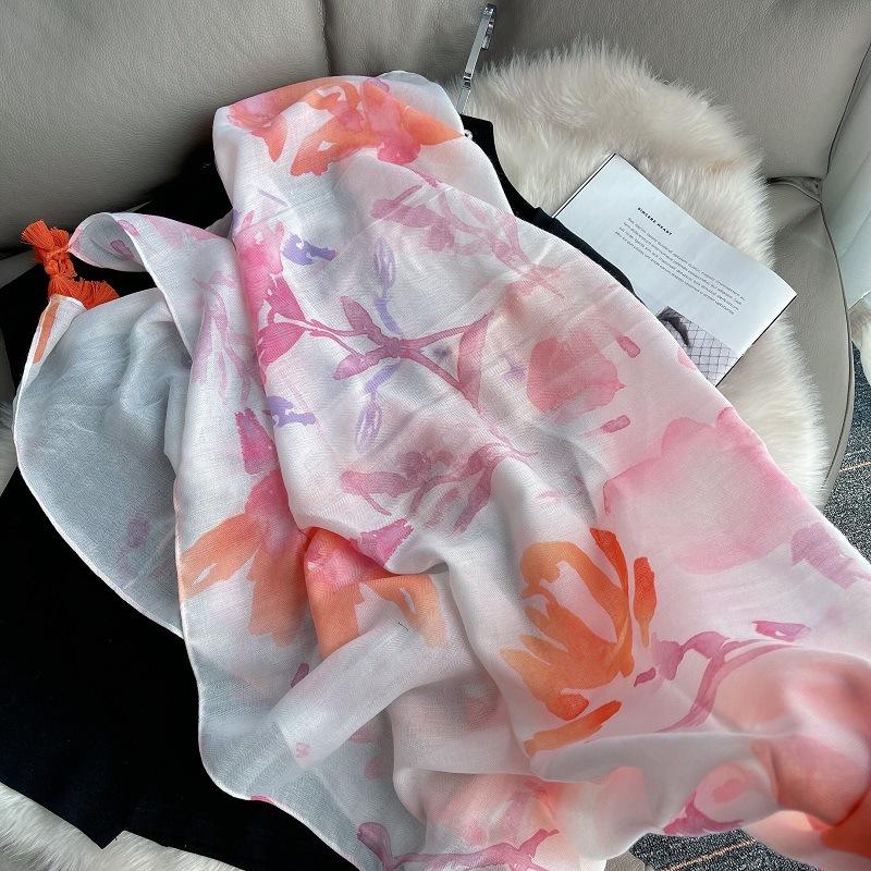 Fashion Brand Lovely Floral Tassel Viscose Shawl Scarf Ladies Soft Pashmina Hijabs and Wraps Foulard Muslim Sjaal 180*90Cm