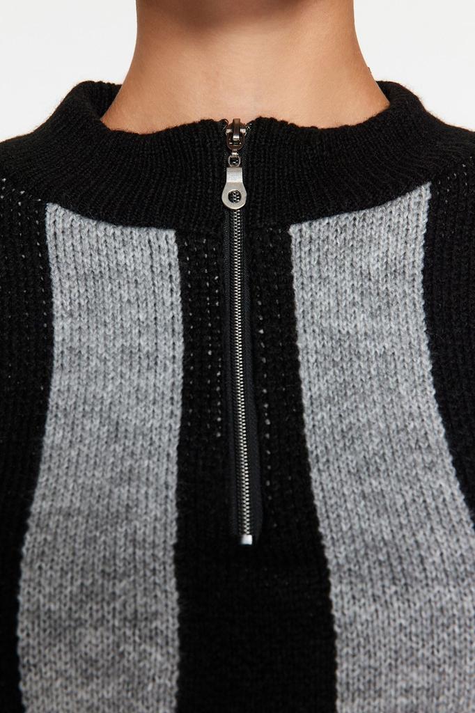 Women's Fashion Stylish Sweater Black Crop Soft Textured Knitwear Sweater