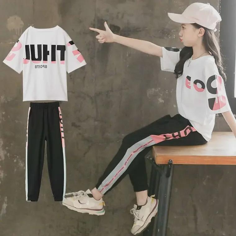 Новый летний спортивный костюм из двух частей для девочек: Топ и брюки с коротким рукавом для детей среднего и большого размера