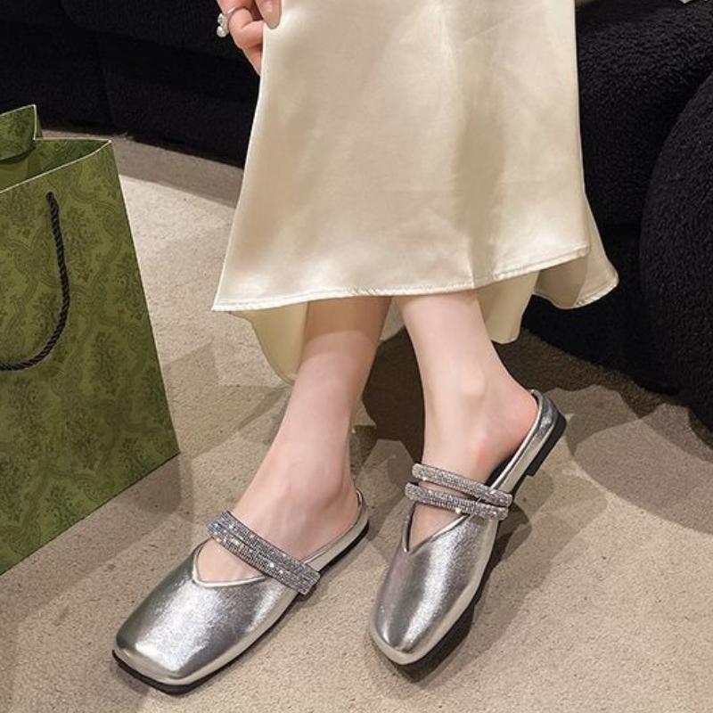 Плоские сандалии с квадратным носком, женские шлепанцы со стразами, высокое качество, удобные, слайды, 2025, роскошный новый стиль, VIP мюли для женщин