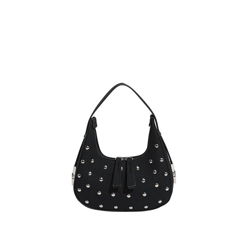 Women's studded handbag, compact and lightweight shoulder bag, fashionable retro shoulder bag, stylish and chic retro crossbody bag.
