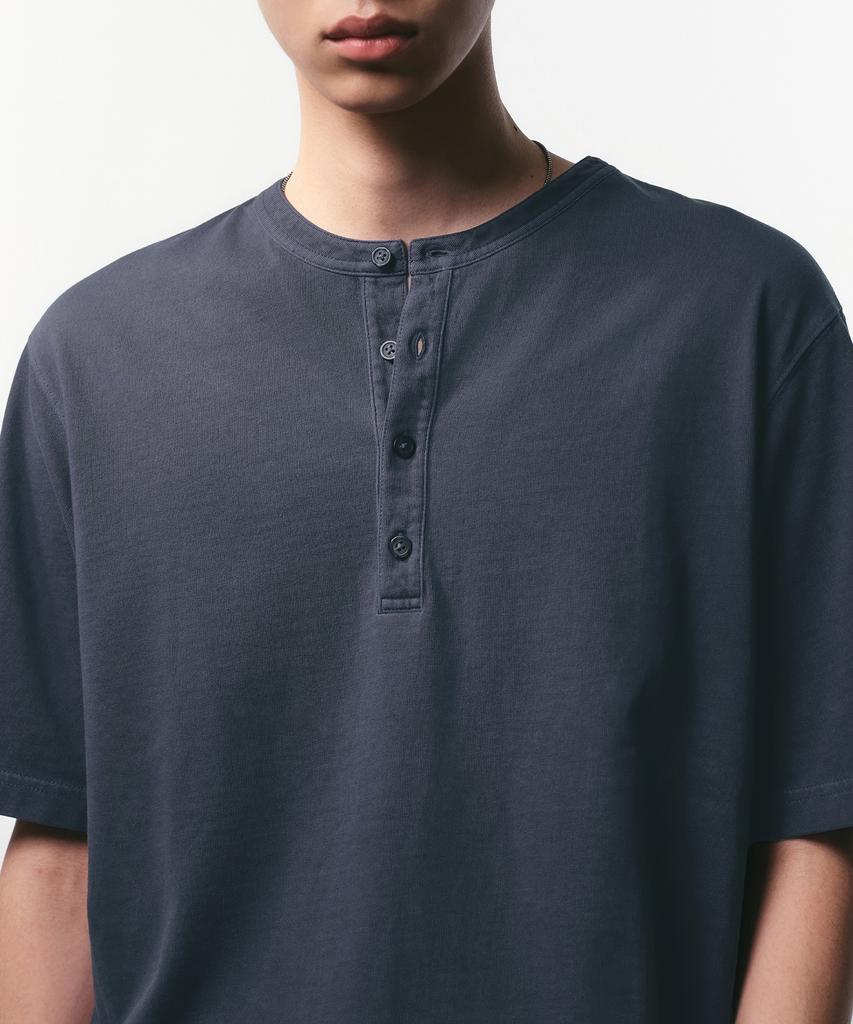 MUSINSA STANDARD Pigment Henley Neck T-Shirt [Navy]
