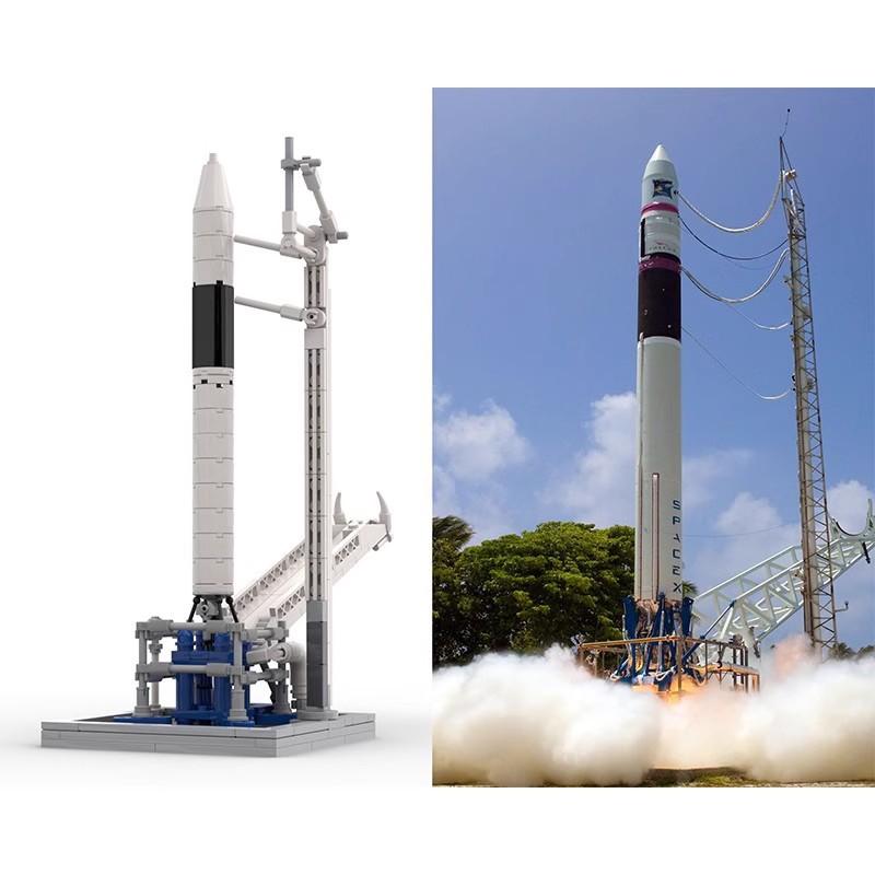 Falcon Launch Pad Saturn V Scale MOC Building Block Kit Falcon 9 Rocket Space Satellite Vehicle Childrens Gift
