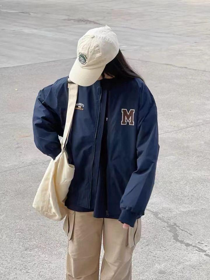 Retro Loose Couple Baseball Jacket: Plus Velvet, Versatile College Style, for Cooler Seasons