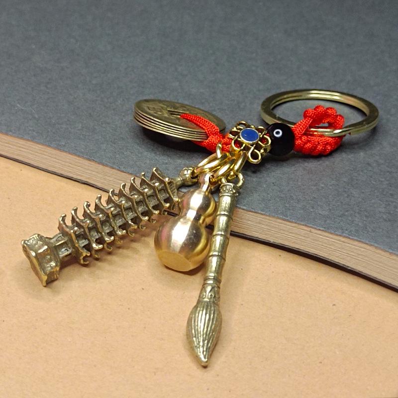 Брелок-подвеска в виде пяти императорских монет с пагодой Вэньчан в стиле ретро