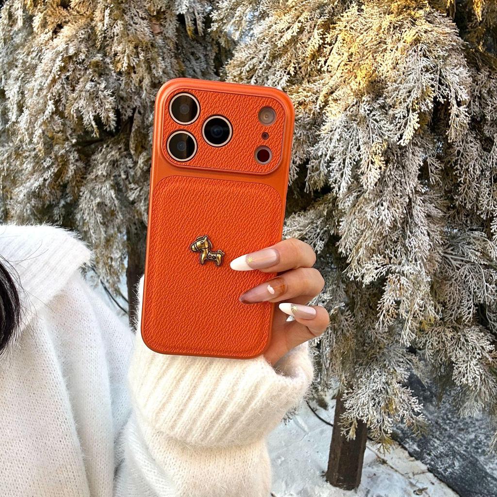 Красный кожаный чехол Golden Horse для iPhone 16 Pro Max и 17 Pro Max