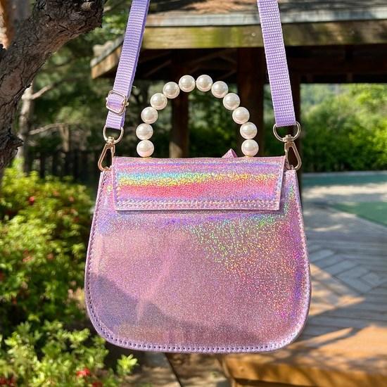 Haute Anjou Sweet and Sour Catch Tiniping Posil Ping Flo Pearl Hand Cross, a Popular Character In Korea