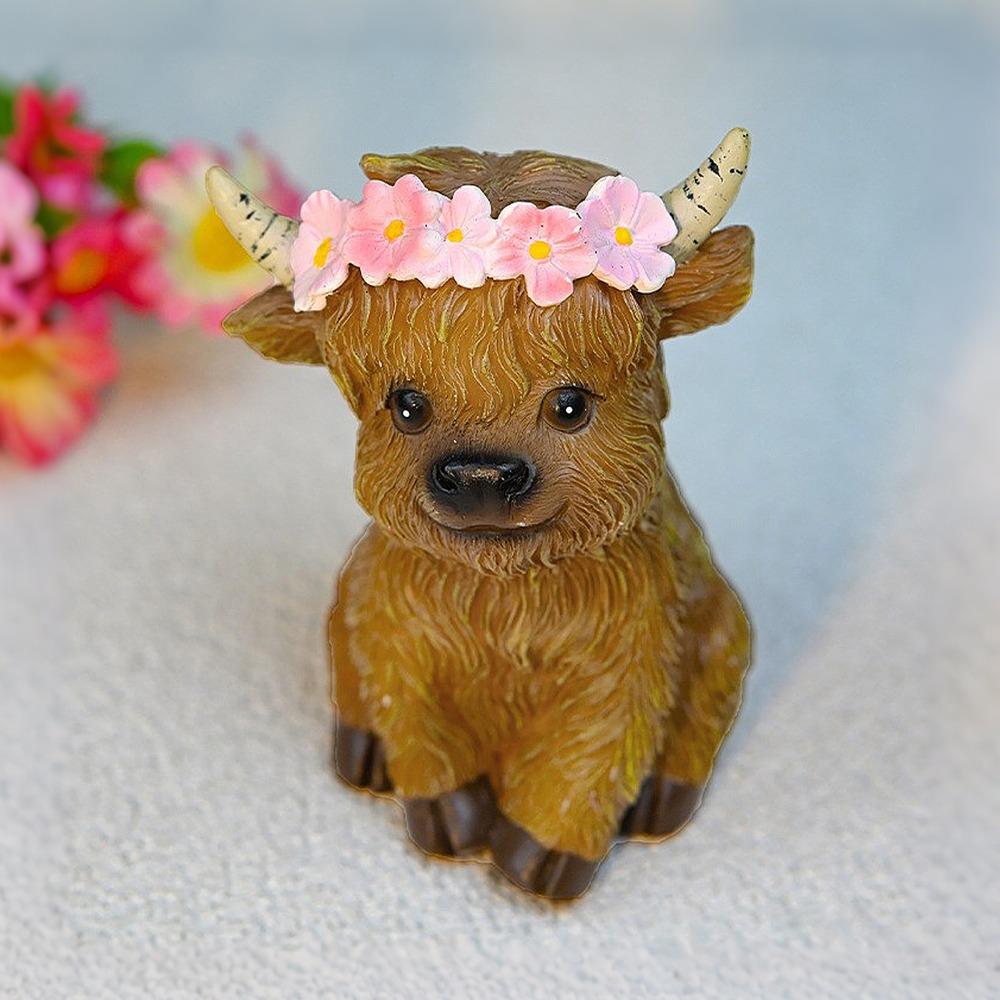Resin Floral Crown Cattle Resin Tabletop Figurine Farmhouse Living Room Shelf Display Ornament