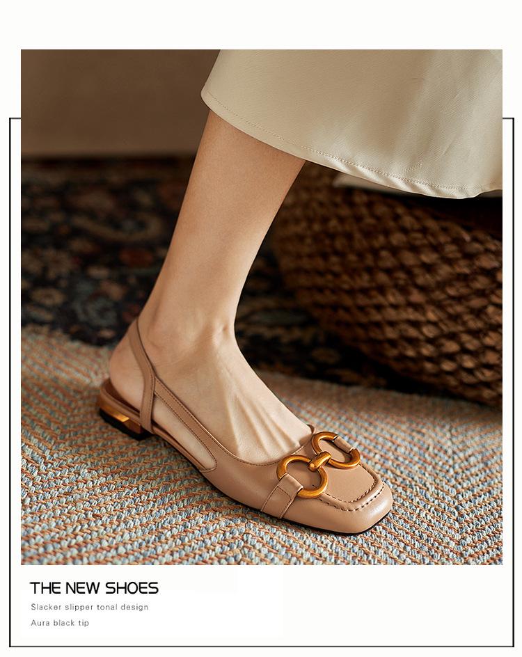 Женские ретро-босоножки с открытым носком, металлической пряжкой и низким блочным каблуком, весна/лето 2024