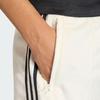 adidas Женские трикотажные шорты Originals TT KD1397