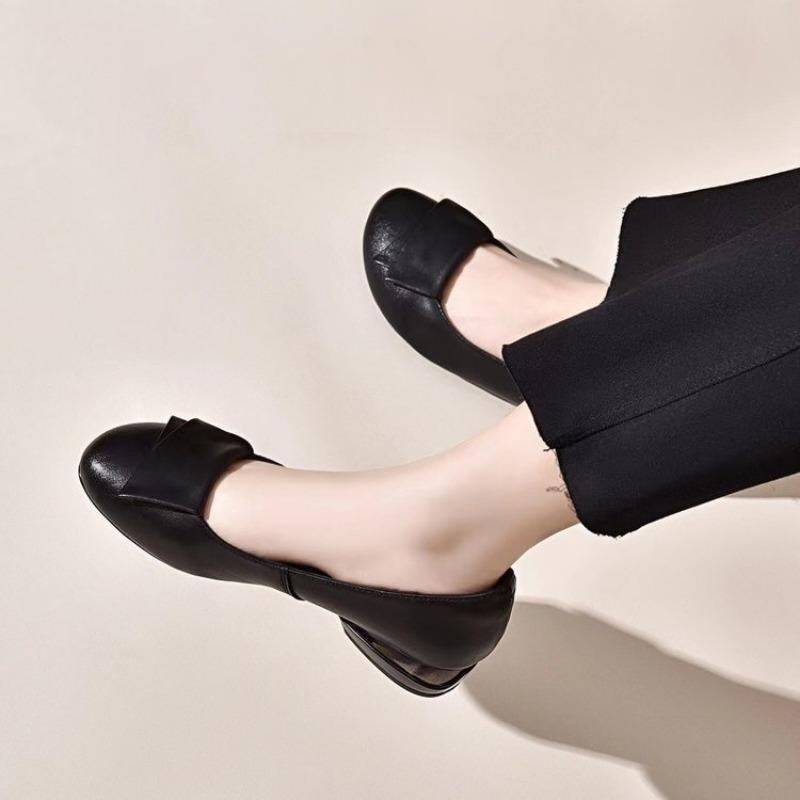 Одиночные туфли женские на толстом каблуке мамские туфли в стиле ретро с мягкой подошвой и неглубоким горлом маленькие кожаные туфли