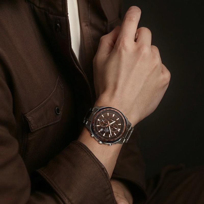 Casio Водонепроницаемость 100 метров, кварцевый механизм, ремешок из нержавеющей стали, японские и корейские часы, мужские часы, коричневый циферблат EF-566D-5AV