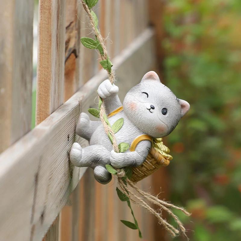Swing Panda Statue, Hanging Animal Ornament, Swinging Kitten Puppy Koala Figurine for  Lawn Garden Courtyard Terrace Patio Tree