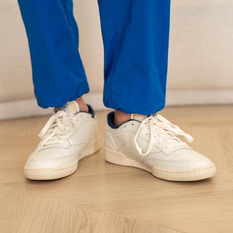 Reebok Club C 85 Vintage Chalk Vector Темно-синие кроссовки унисекс Белый алебастр GX3683