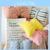 Полосатая хлопковая подушка с бантом и отделкой из помпонов для домашнего декора**