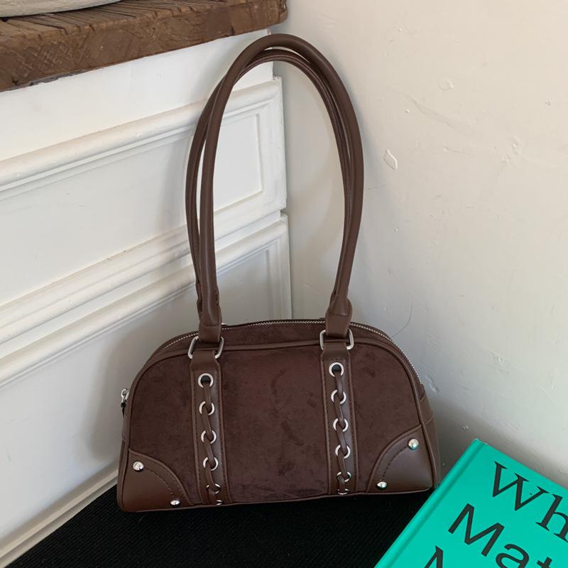 Casual Foreign Style Portable Bowling Bag Women's 2025 New Fashion Retro Pillow Bag High Value Shoulder Bag