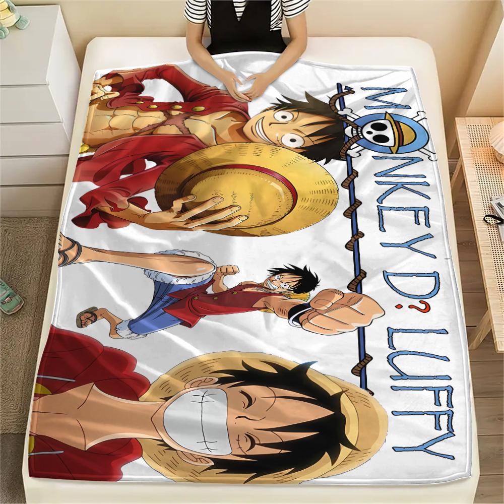 Фланелевое одеяло с принтом персонажей One Piece, Высококачественное, Удобное для всех сезонов, Декор для дома, Тепло и уют, Идеально для рождественских подарков