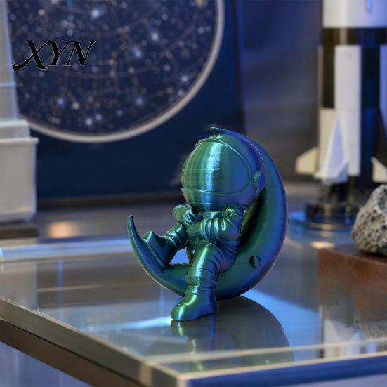 Офисный стол Астронавт Фигурка 3D Печатная Луна Фигурка, Сидящий на Полумесяце Космонавт Украшение Статуэтка, Настольное Украшение для Дома Книжной Полки Мини