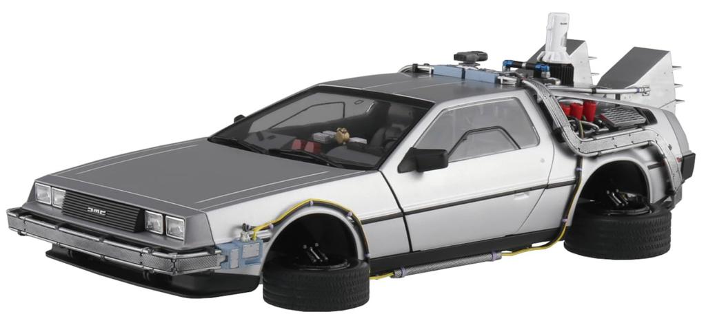 Aoshima Bunka Kyozaisha Movie Mecha Back to Future PartII Time Machine Scale Plastic Model No.BT-02 1/24 (Машина)