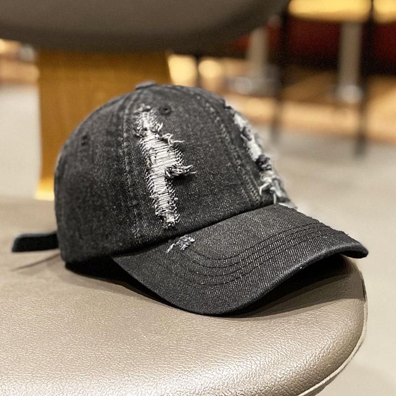 Korean-style sun-protective washed denim ripped baseball cap for women, suitable for spring and autumn, outdoor sunshade street fashion cap