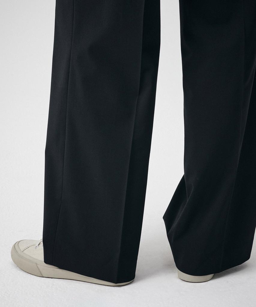 MUSINSA STANDARD WOMAN [Cooltandard] Women'S Semi-Balloon Hidden Banding Slacks [Black]