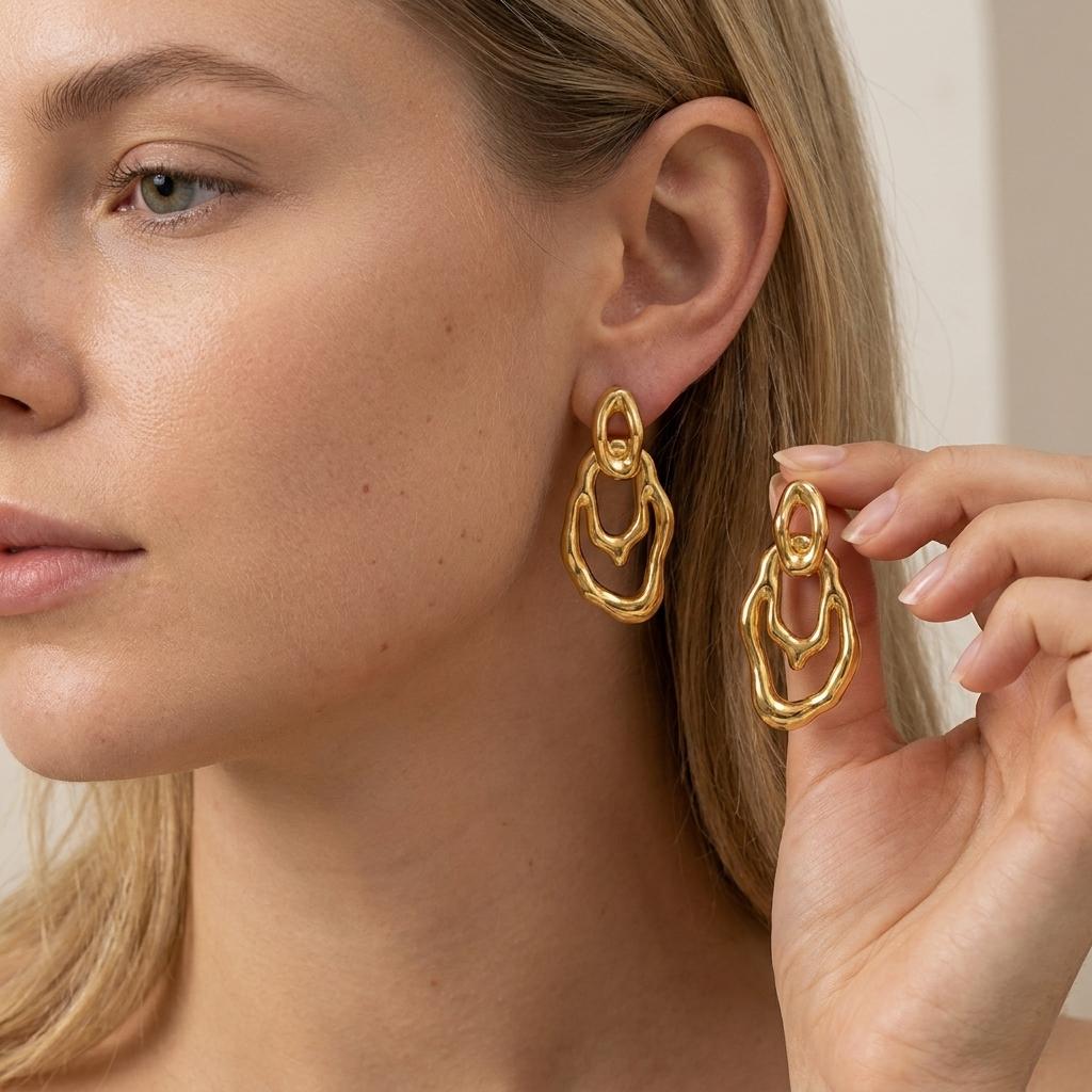 Vintage Enamel Flowers Cute Huggies Hoop Earrings for Women Boho Colorful Engraved Flower Circle Ear Buckle Trendy Jewelry Gift