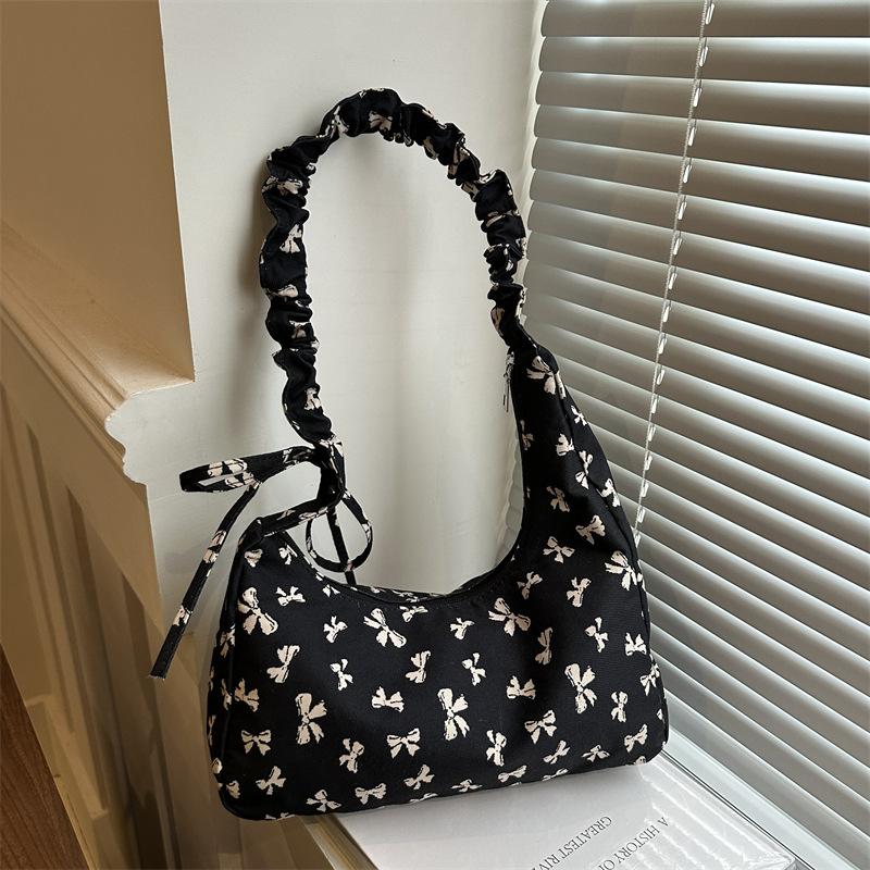 Лето 2024 года, новая простая и модная сумка через плечо большой вместимости для студентов колледжей, сумка через плечо для поездок на работу через подмышку