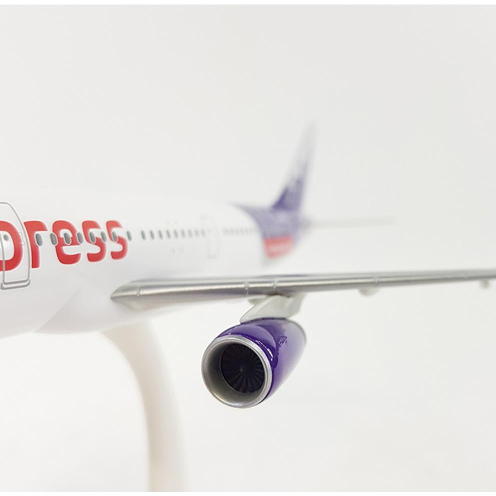 Hogan Wings 1/200 Модель самолета Hong Kong Express A321WW № 911359