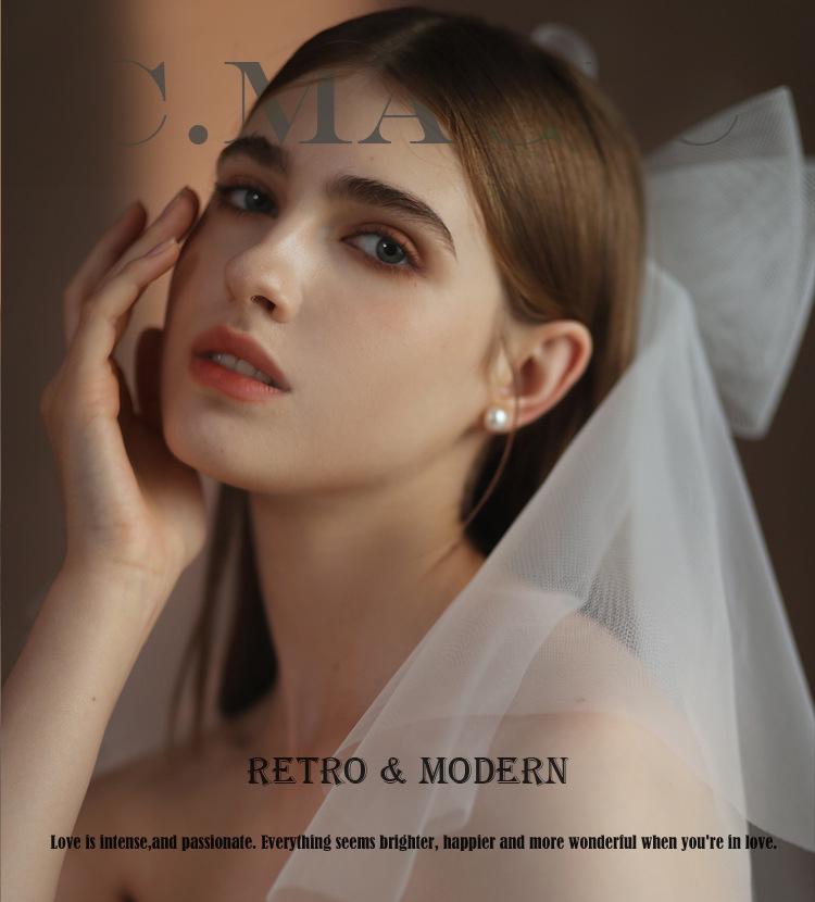 Белая двухслойная свадебная фата V302 с бантом и гребнем для свадеб и фотосессий