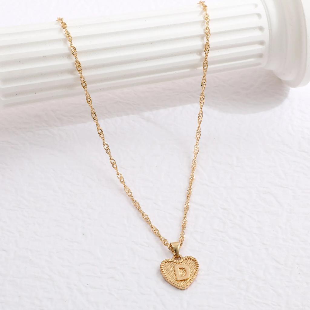 A-Z 26 Initials Name Necklaces Heart Pendant Letter Alphabets Necklace for Women 2023 Female Choker Chains Jewelry Trendy Gifts