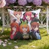 Милая Подушка-наволочка The Q-Quintessential Q-Quintuplets для дома и автомобиля: Двусторонняя конструкция для максимального комфорта