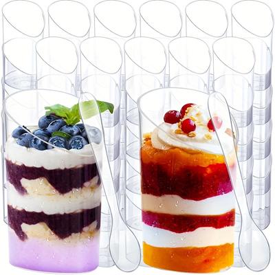 Набор из 100 десертных ложек (50 шт. Чашек + 50 шт. Ложек) с ложками маленькие пластиковые 3 унции наклонные круглые одноразовые прозрачные пластиковые стаканчики для закусок парфе
