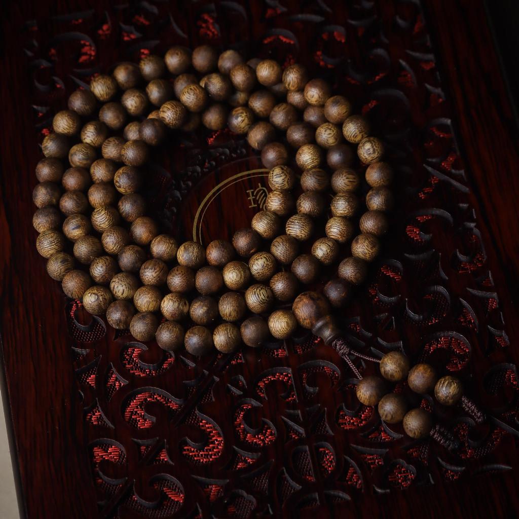 High-Quality Natural Agarwood 108 Bead Buddhist Bracelet - Qinan Multi-Turn Business Gift in Luxurious Gift Box