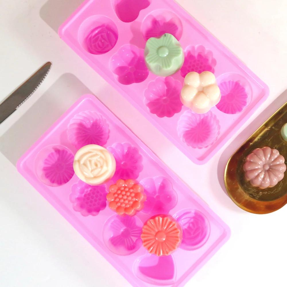 8 Holes Rose Flower Pudding Silicone Molds DIY Heart Mousse Cake Making Tray Love Shape Candle Soap Moulds Daisy Chocolate Gifts