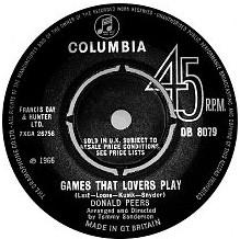 7-дюймовая пластинка DONALD PEERS Games That Lovers Play DB8079 Columbia 1966 UK Jazz Б/у